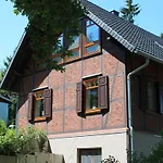 Prázdninový dům Is A Modern Retreat *